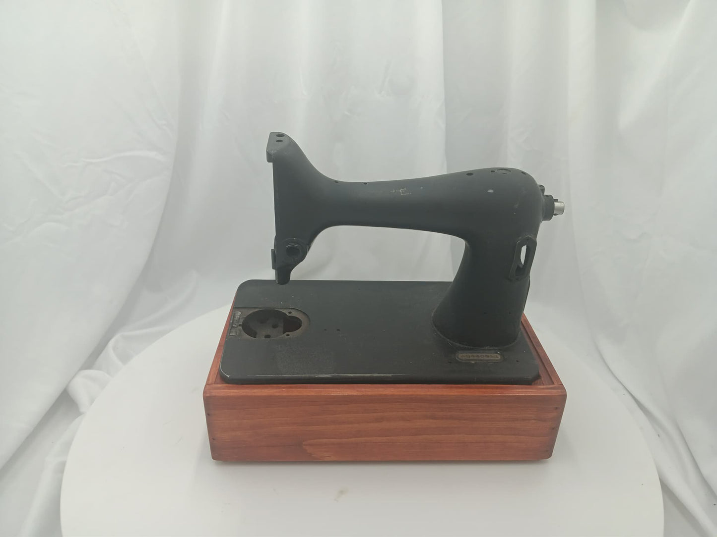 Wooden bases to fit Singer 99, 128